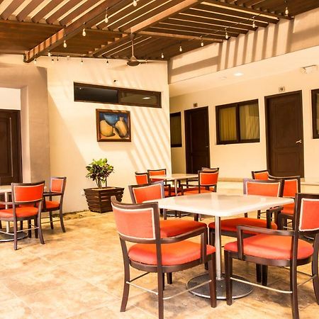 Hotel El Viejo Inn Чинандега Экстерьер фото
